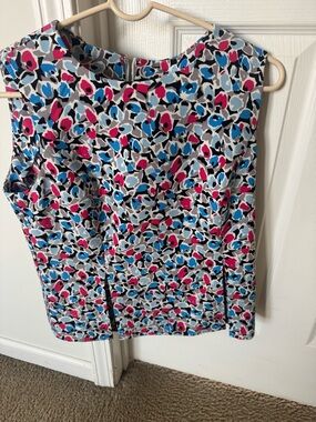 Nine West Multicolor Abstract Floral Shell in Blue, Pink & Gray